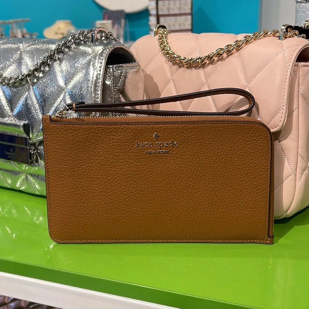 Kate Spade Medium Lucy L-Zip Wristlet Pebble Leather 

Warm Gingerbread 
NWT - Picture 3 of 16